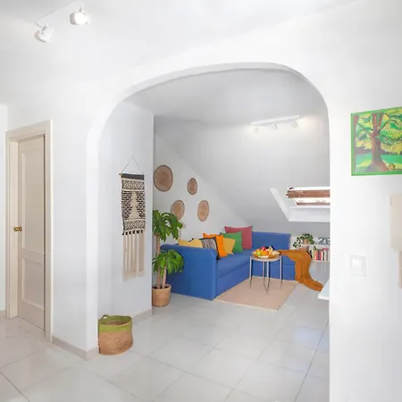 Appartement Picasso's Dream Cozy & Chic Attic Plaza Merced
