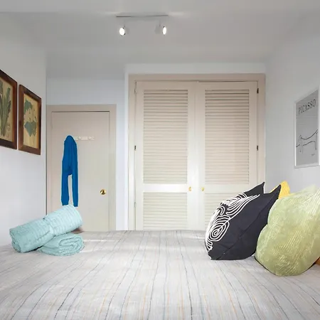 Appartement Picasso's Dream Cozy & Chic Attic Plaza Merced *